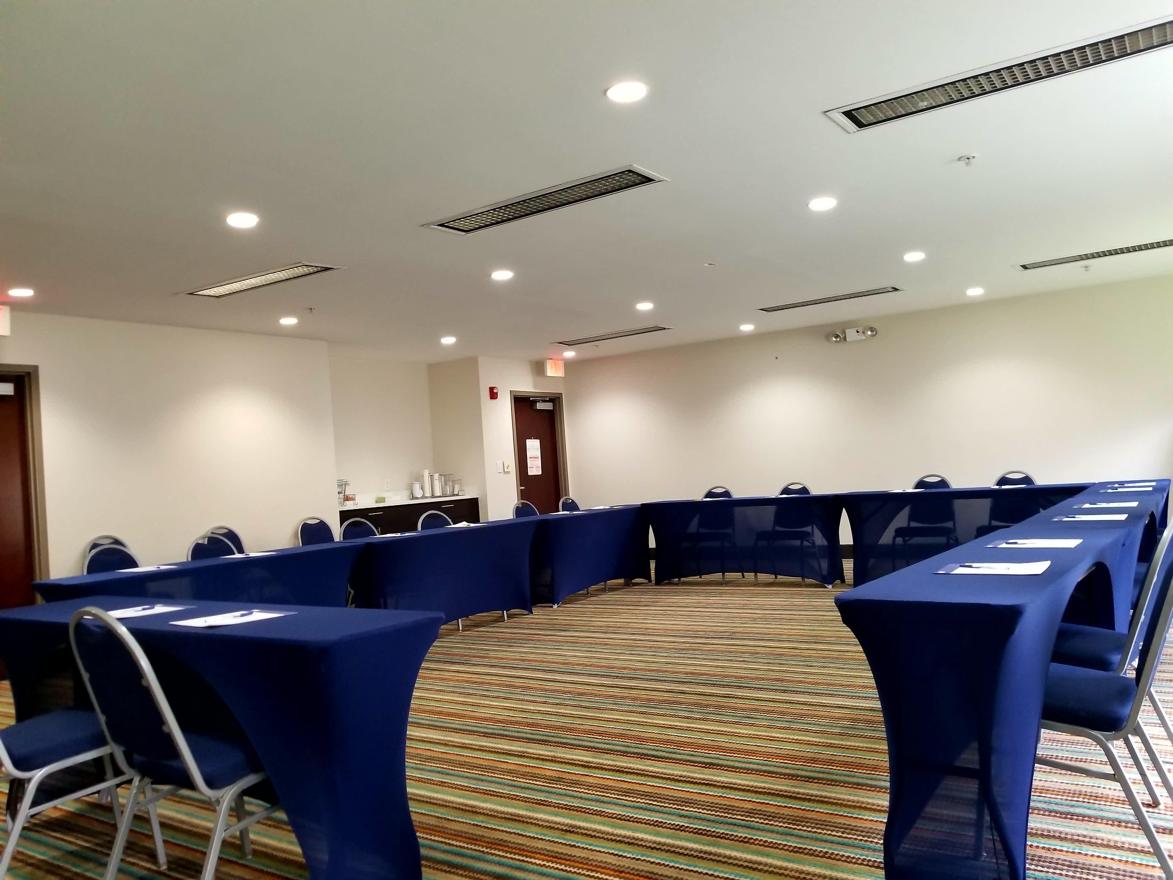 Holiday Inn Express Hotel & Suites Mebane By Ihg Luaran gambar