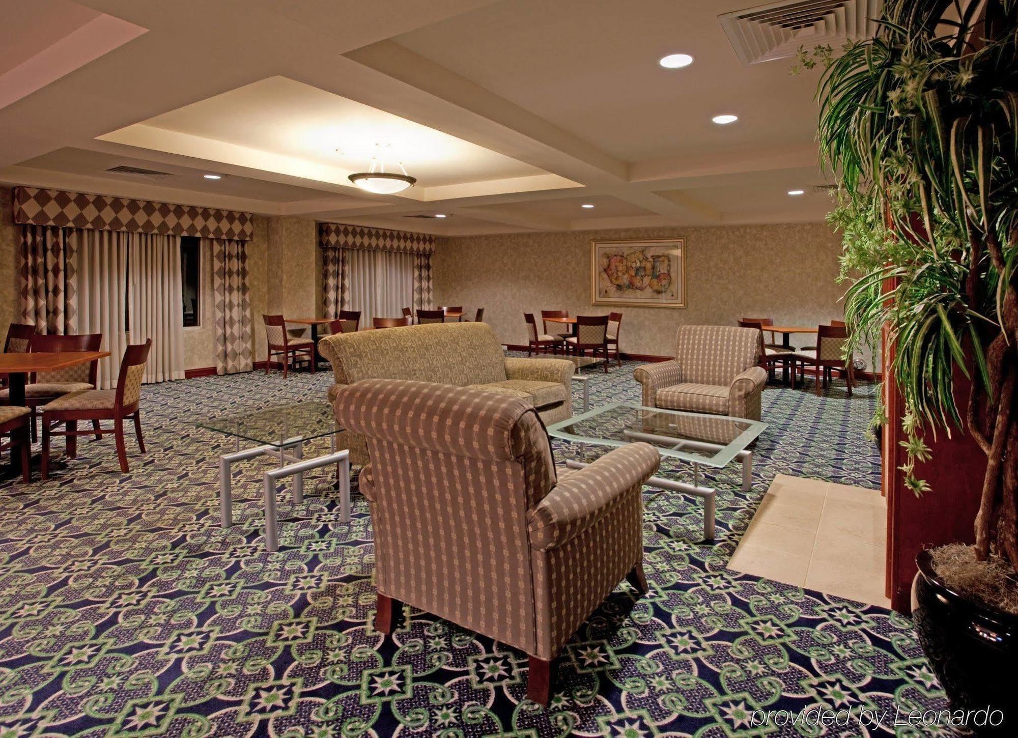 Holiday Inn Express Hotel & Suites Mebane By Ihg Luaran gambar
